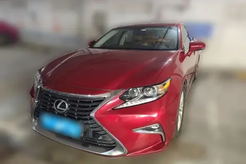 Lexus ES 2015