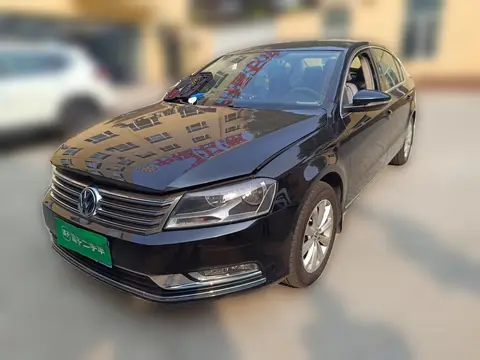 Volkswagen Magotan 2012