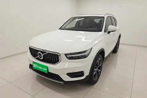 Volvo XC40 2021