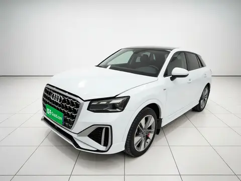 Audi Q2L 2025