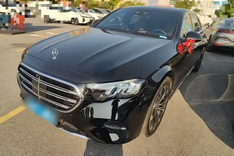 Mercedes-Benz E-Class 2025