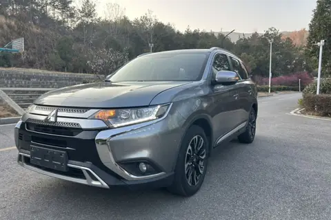 Mitsubishi Outlander 2019