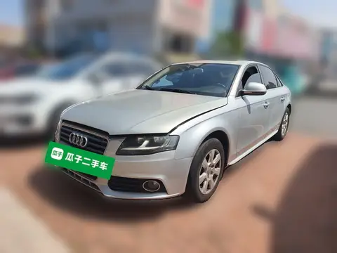 Audi A4L 2011