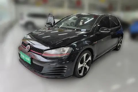 Volkswagen Golf GTI 2015