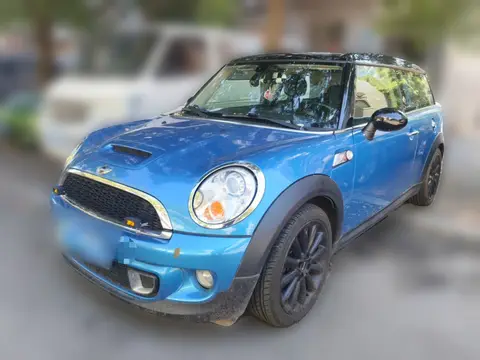 MINI Clubman 2012