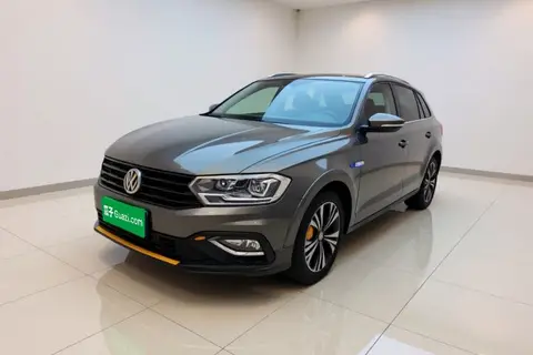 Volkswagen C-TREK 2017