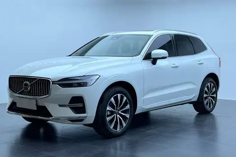 Volvo XC60 2022