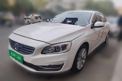 Volvo S60 2015