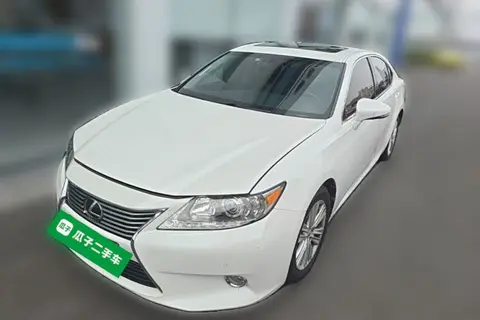 Lexus ES 2013