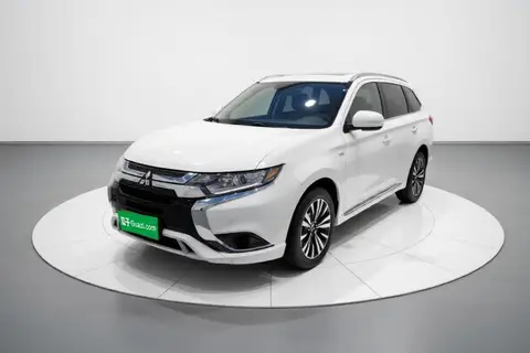 Mitsubishi Outlander 2021