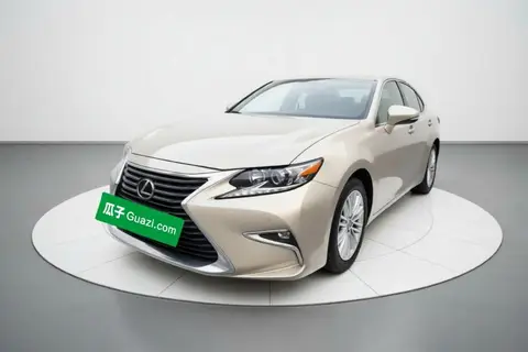 Lexus ES 2015