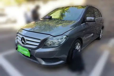 Mercedes-Benz B-Class 2012