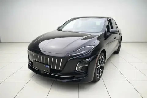 Hongqi E-QM5 2024