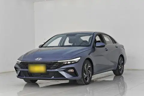 Hyundai Elantra 2024