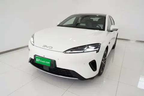 BYD Seal 07 2025