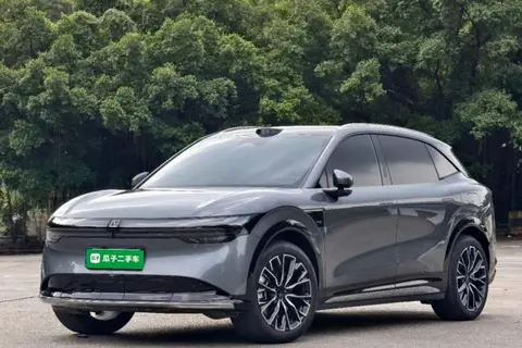 ZEEKR 7X 2025