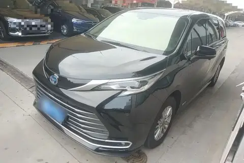 Toyota SIENNA 2023