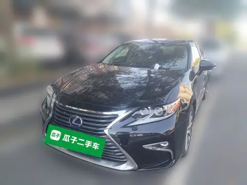 Lexus ES 2018