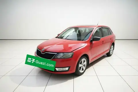 Skoda Rapid Spaceback 2014