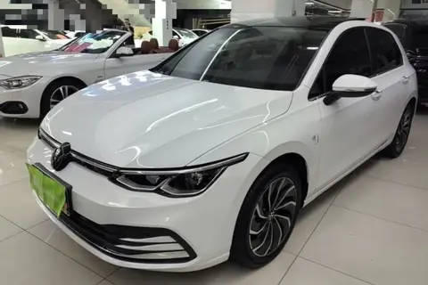 Volkswagen Golf 2024