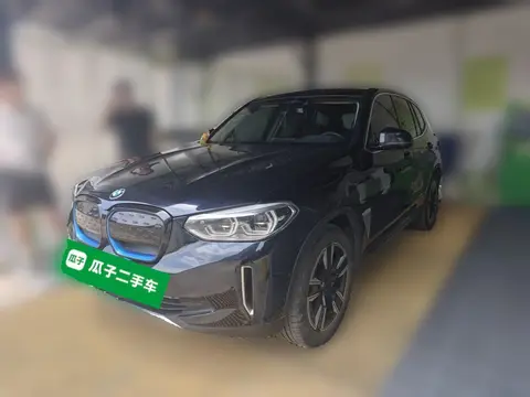 BMW iX3 2021