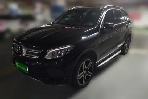 Mercedes-Benz GLE 2016