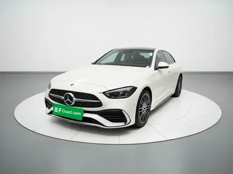 Mercedes-Benz C-Class 2024