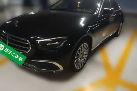 Mercedes-Benz E-Class 2023