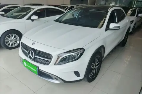 Mercedes-Benz GLA 2016