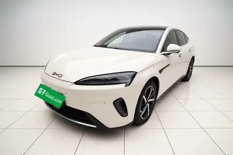 BYD Seal 07 2025