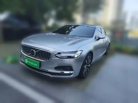 Volvo S90 2023