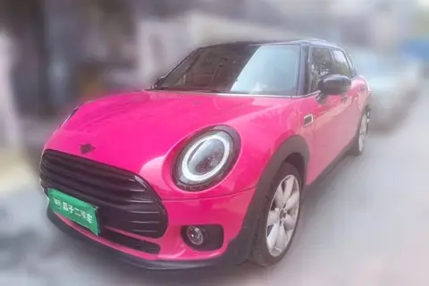 MINI CLUBMAN 2022