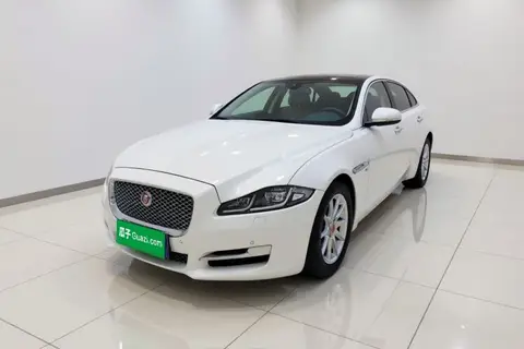 Jaguar XJ 2016