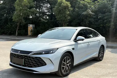 BYD Qin L 2025