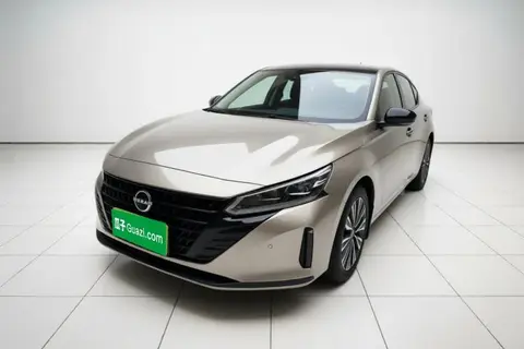 Nissan Teana 2022