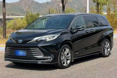 Toyota SIENNA 2023