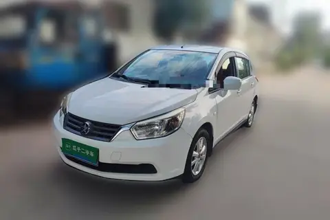 Venucia R50 2013