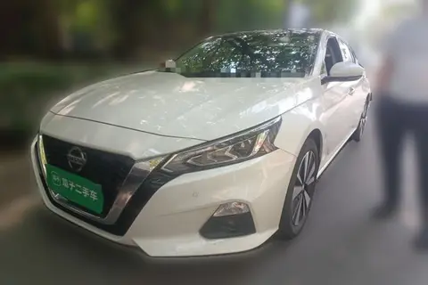 Nissan Teana 2021