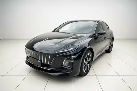 Hongqi E-QM5 2024