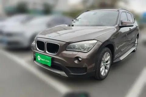 BMW X1 2013 — фото 1