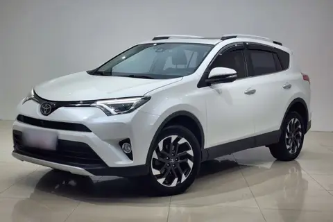 Toyota RAV4 2017