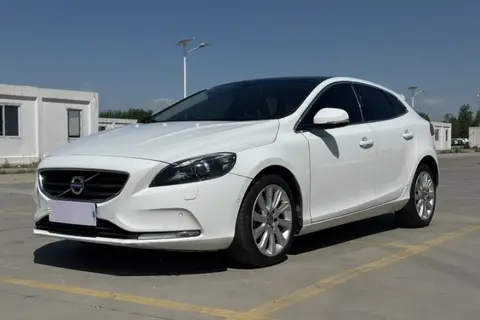 Volvo V40 2014