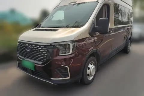 Ford Transit T8 2024
