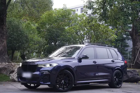 BMW X7 2021