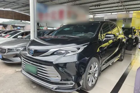 Toyota SIENNA 2023