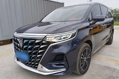Roewe iMAX8 2023