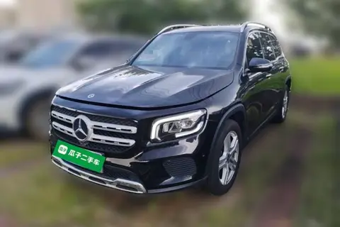 Mercedes-Benz GLB 2023