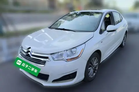 Citroën C4L 2013