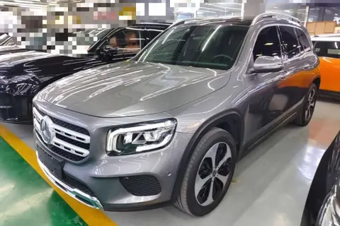 Mercedes-Benz GLB 2021