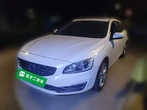 Volvo V60 2015